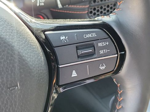 Certified 2023 Honda HR-V Sport image 25