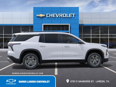 New 2026 Chevrolet Traverse LT w/ Driver Confidence Package image 5