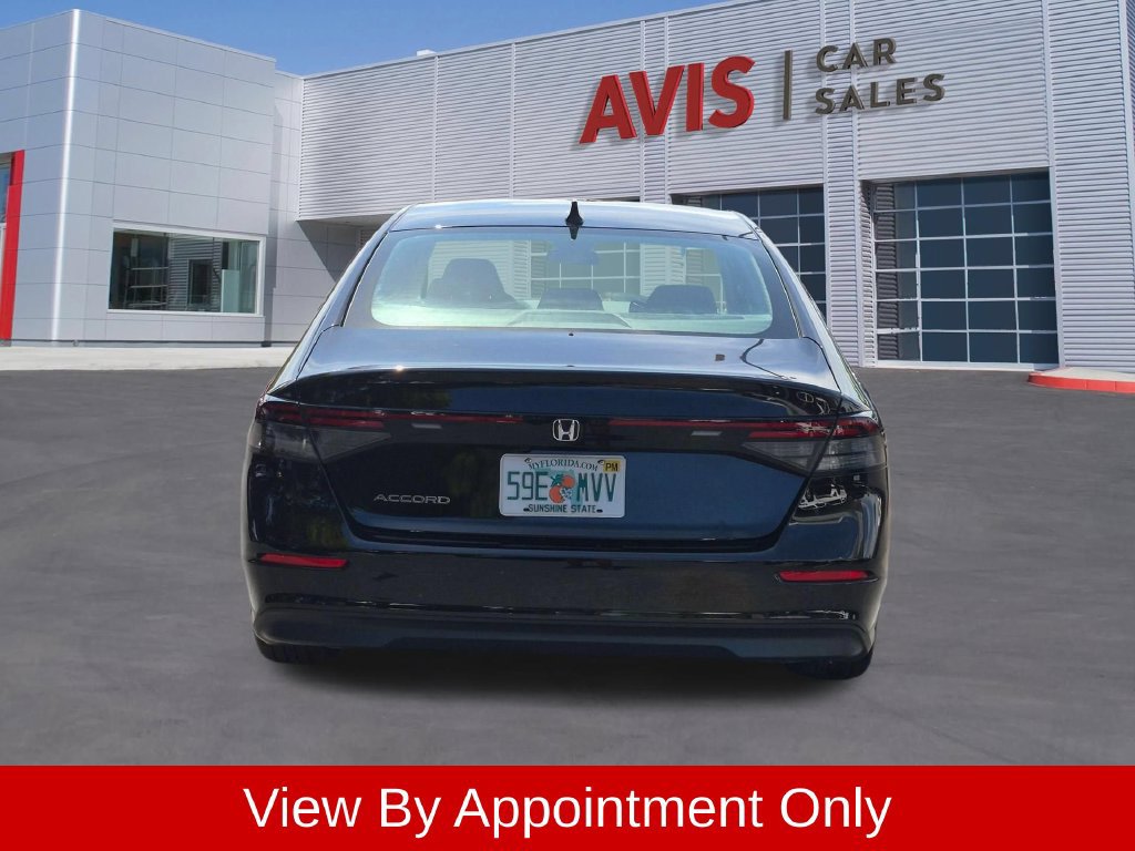 Used 2025 Honda Accord SE image 7