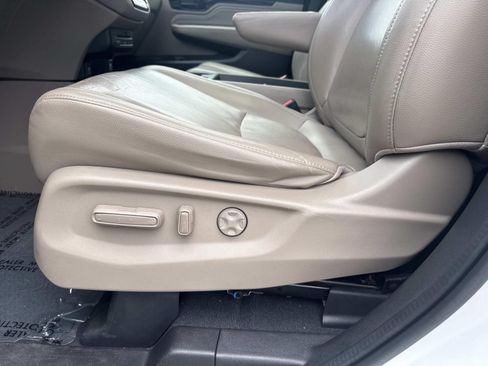 Used 2020 Honda Odyssey Elite image 17
