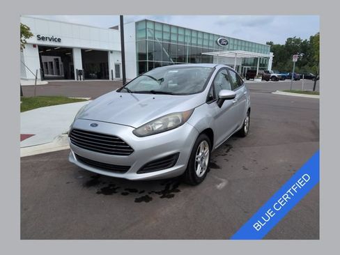 Used 2017 Ford Fiesta SE FWD image 1