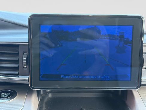 Used 2023 Ford Explorer XLT w/ Equipment Group 202A AWD/4WD image 59