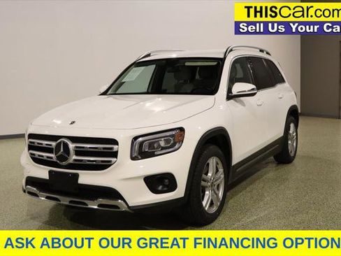 Used 2022 Mercedes-Benz GLB 250 image 3