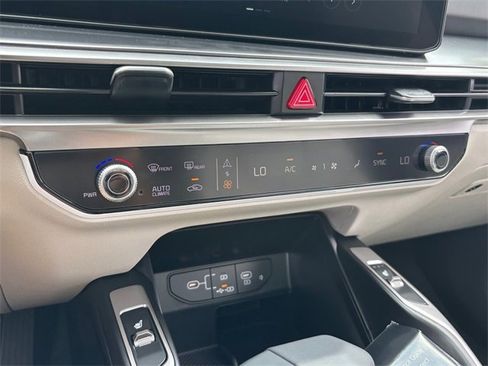 New 2025 Kia Sorento S w/ Panoramic Sunroof Package image 20