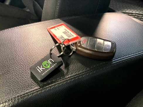 Used 2017 Hyundai Elantra Value Edition image 14