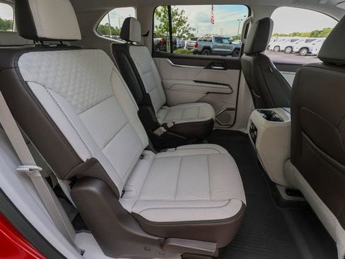 New 2026 GMC Acadia Denali w/ Super Cruise Package FWD image 25