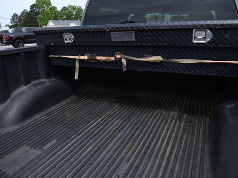 Used 2016 Ford F150 XLT AWD/4WD image 8