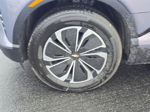 New 2026 Chevrolet Blazer EV LT image 10