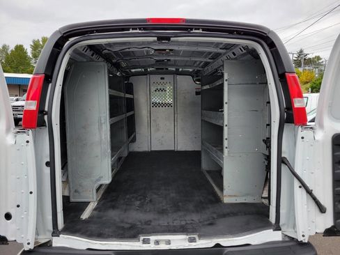 Used 2019 Chevrolet Express 2500 2500 3dr Cargo Van w/ Driver Convenience Package RWD image 17