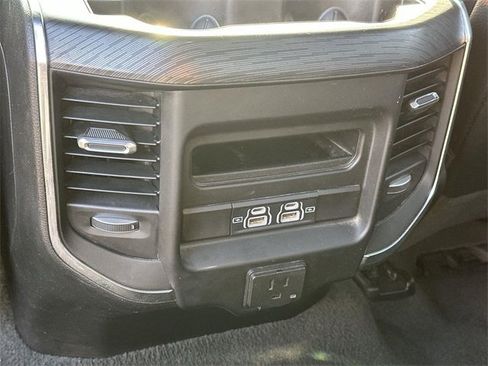 Used 2024 RAM 1500 Laramie image 20