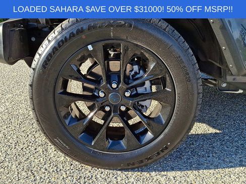 Used 2025 Jeep Wrangler Unlimited Sahara w/ Safety Group AWD/4WD image 8