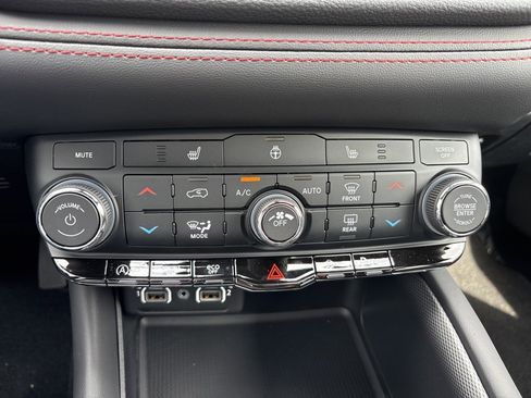 New 2026 Dodge Durango GT w/ Blacktop Package image 16