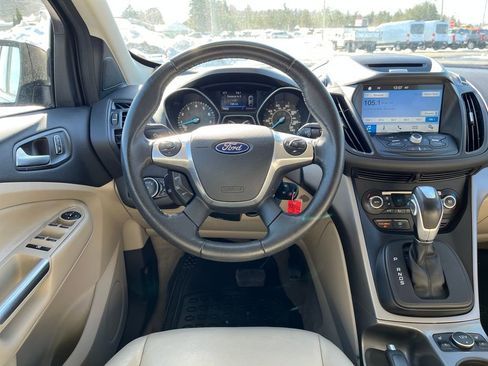 Used 2016 Ford Escape SE w/ Leather Comfort Package image 13