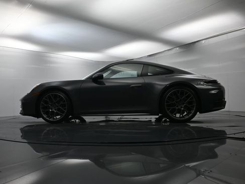 Certified 2025 Porsche 911 Carrera image 40