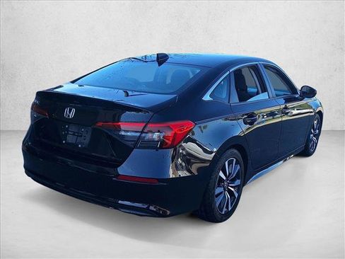 Used 2022 Honda Civic EX image 5