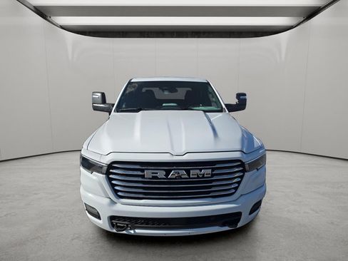 New 2026 RAM 1500 Laramie AWD/4WD image 9