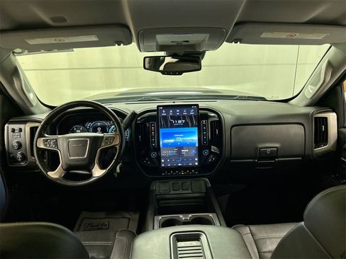 Used 2019 GMC Sierra 2500 Denali w/ Duramax Plus Package image 18