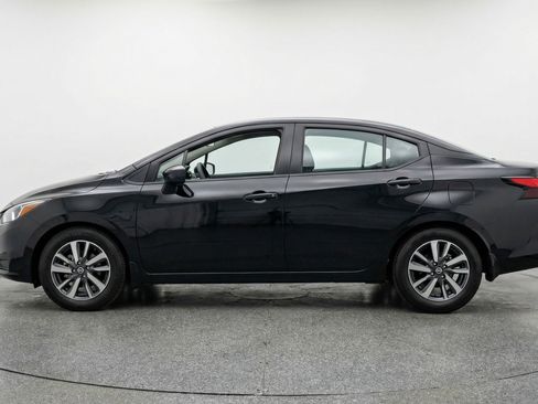 Used 2025 Nissan Versa SV FWD image 5