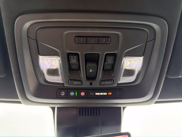 Used 2025 GMC Sierra 1500 AT4X AWD/4WD image 27