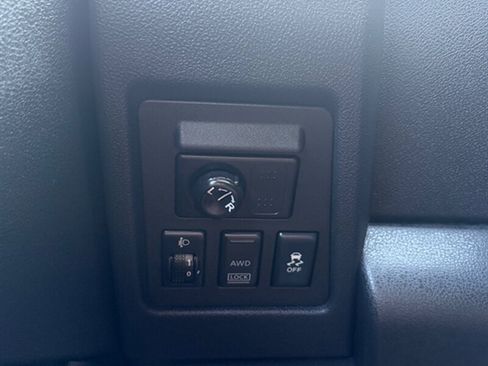 Used 2013 Nissan Rogue SL AWD/4WD image 21