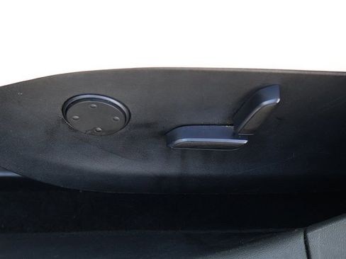 Used 2017 Tesla Model S 75 image 29