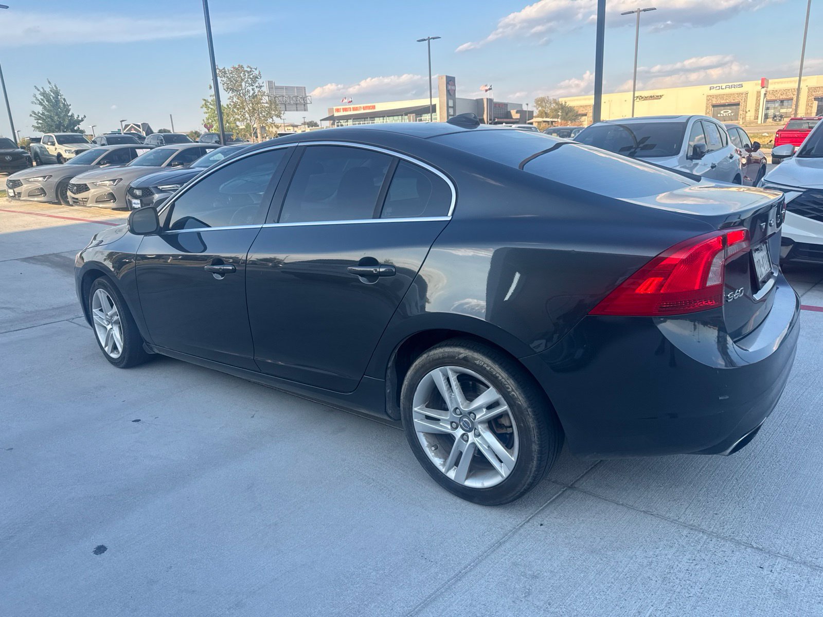 Used 2014 Volvo S60 T5 FWD image 3