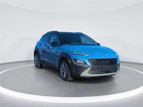 Used 2023 Hyundai Kona SEL image 2