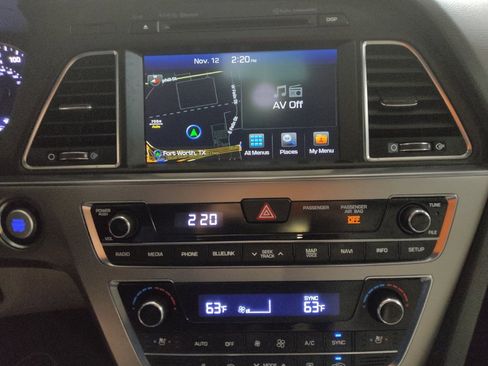 Used 2016 Hyundai Sonata Limited w/ Option Group 04 image 25