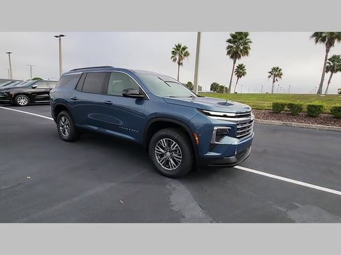 New 2026 Chevrolet Traverse LT w/ Driver Confidence Package image 25