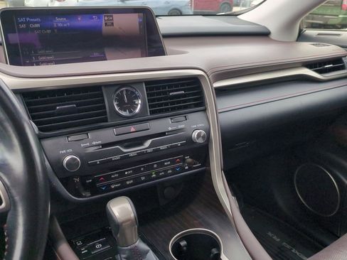 Used 2018 Lexus RX 350L FWD image 23
