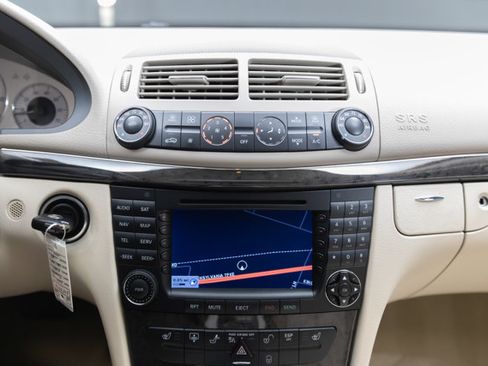 Used 2006 Mercedes-Benz E 350 Sedan image 73