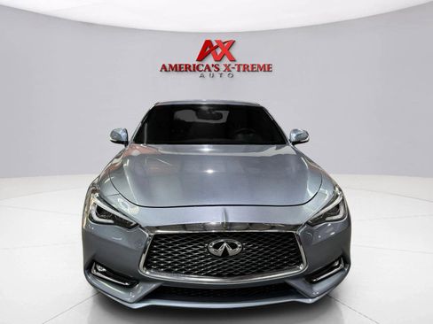 Used 2017 INFINITI Q60 2.0t w/ Premium Plus Package 2.0T AWD/4WD image 9