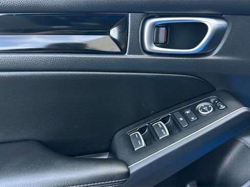 Certified 2022 Honda Civic Sport Touring image 12