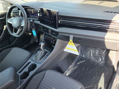 New 2025 Volkswagen Jetta S image 13