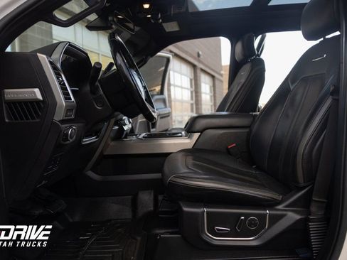 Used 2017 Ford F450 Platinum w/ Platinum Ultimate Package image 29