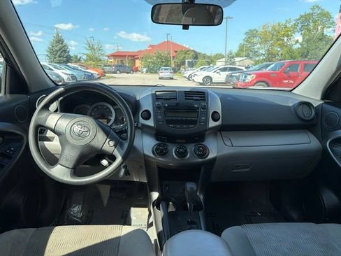 Used 2009 Toyota RAV4 2WD image 7