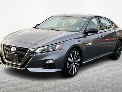 Used 2022 Nissan Altima 2.5 SR image 3
