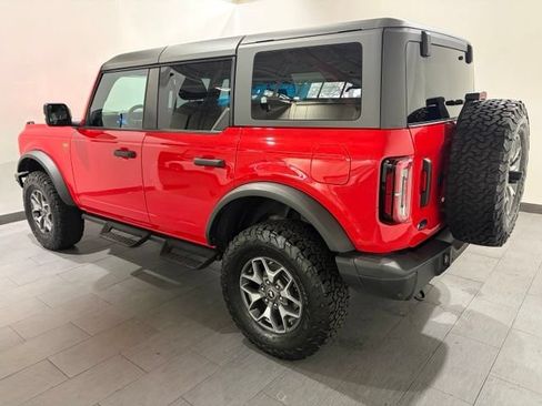Used 2023 Ford Bronco Badlands AWD/4WD image 3