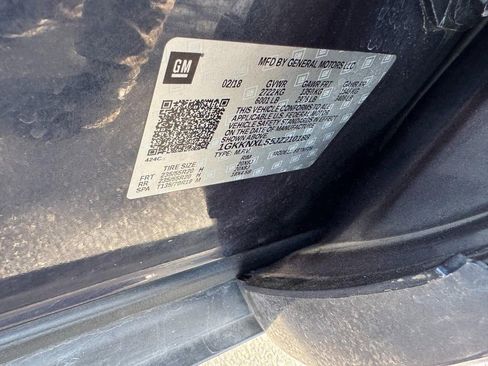 Used 2018 GMC Acadia Denali w/ Technology Package image 26