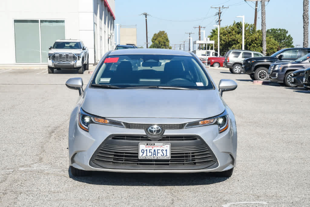 Certified 2025 Toyota Corolla LE FWD image 2