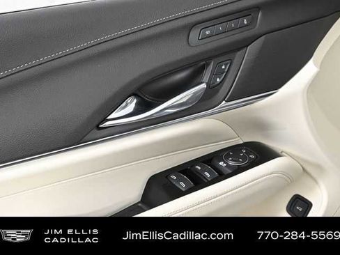 New 2025 Cadillac CT4 Premium Luxury image 4