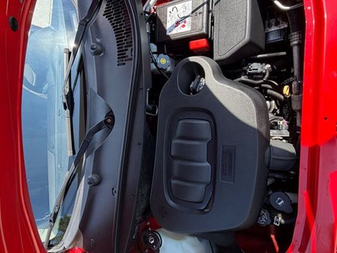 Used 2010 Chevrolet HHR LT FWD image 30