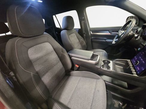 Certified 2025 GMC Terrain Elevation w/ Black Edition AWD/4WD image 27