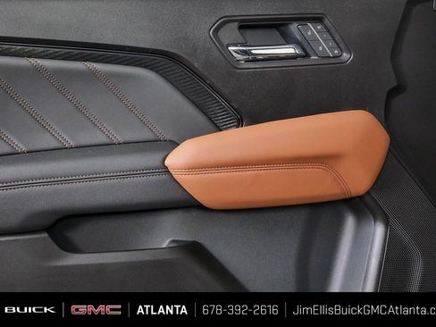 New 2026 GMC Canyon AT4 w/ Nightfall Edition AWD/4WD image 6