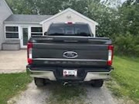 Used 2017 Ford F350 Lariat w/ Lariat Ultimate Package AWD/4WD image 4
