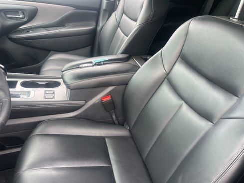 Used 2022 Nissan Murano SV FWD image 9