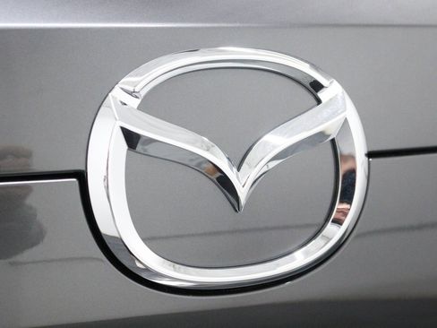 New 2025 MAZDA CX-5 Signature image 15