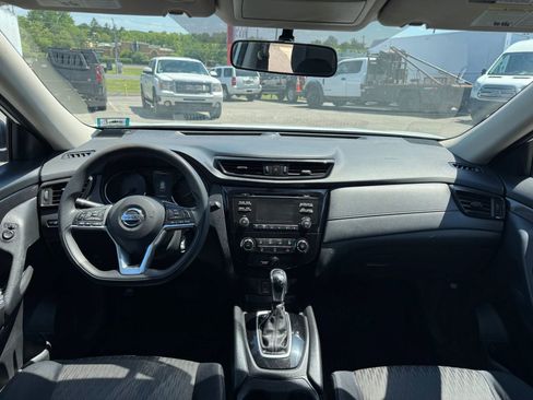 Used 2017 Nissan Rogue S AWD/4WD image 10