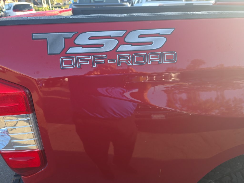 Used 2021 Toyota Tundra SR5 w/ SR5 Upgrade Package AWD/4WD image 28