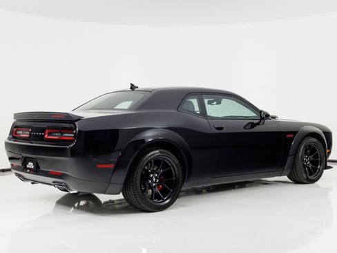 Used 2023 Dodge Challenger R/T Scat Pack RWD image 3